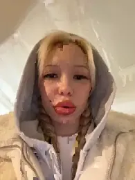 babydolll webcam model stream image