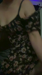 Violet_44 webcam model stream image