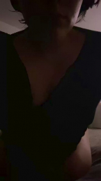 Violet_44 webcam model stream image