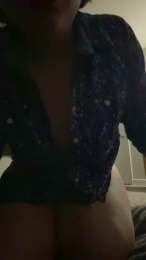 Violet_44 webcam model stream image