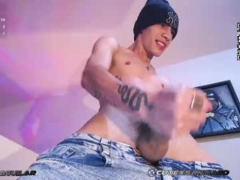 santiagocutex webcam model stream image