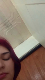 laculona4 webcam model stream image