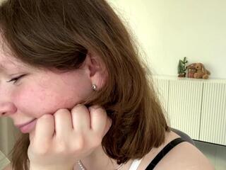 Kira Flourney webcam model stream image