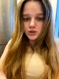 -MimmiLissa- webcam stripchat model stream image