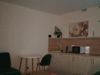 horny_goats webcam chaturbate model stream image