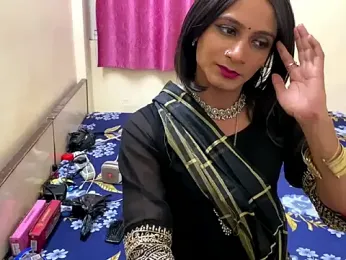 LuvLayla webcam model stream image