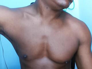 Kendo Muscle Big webcam model stream image