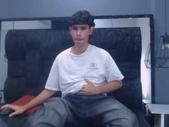 kevinbrooks_ webcam model stream image