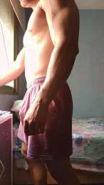 Guapocuerpo4 webcam model stream image