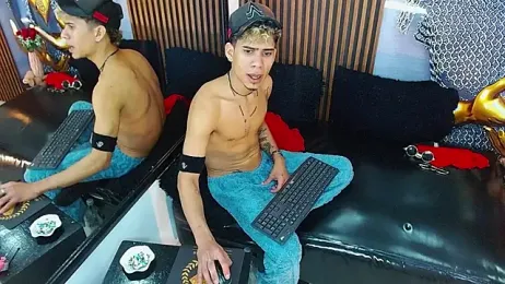 Skinny_cute_Alyer webcam model stream image
