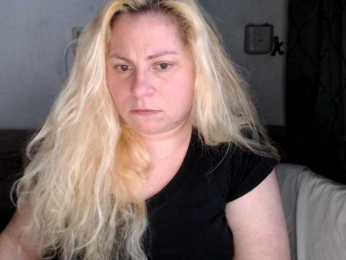 candycream74 webcam model stream image