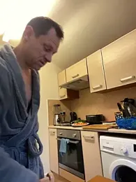 Yourhotboy_42 webcam model stream image