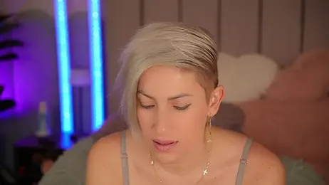 VickySecret96 webcam stripchat model stream image