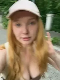 AmmyHot webcam model stream image