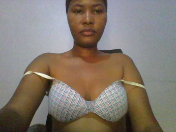 Pretty-thalia1 webcam bongacams model stream image