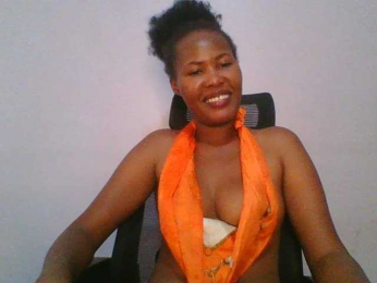 Pretty-thalia1 webcam model stream image