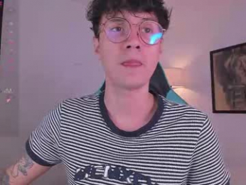 leaneseb webcam model stream image