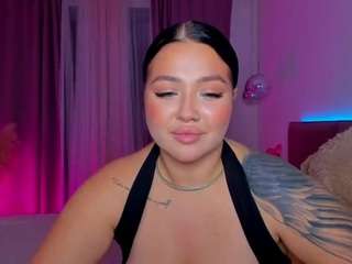 kylielips webcam model stream image