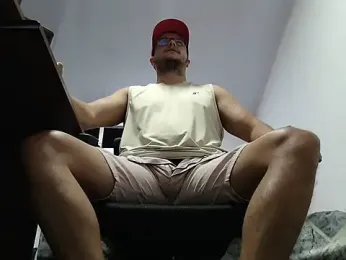 cloudsxxx webcam model stream image