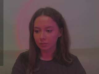 kira-m webcam model stream image