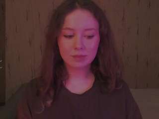 kira-m webcam model stream image