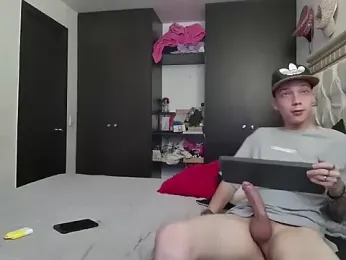 milkandorgams webcam stripchat model stream image