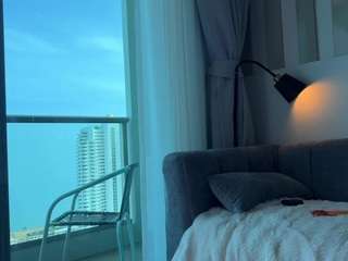 lisagreenway webcam model stream image