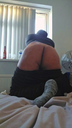 Outdooruk webcam model stream image