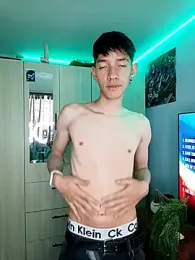 heyy_noah11 webcam model stream image