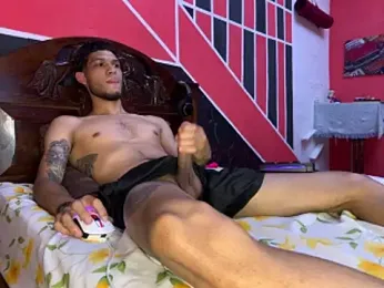 tanned_boy webcam model stream image