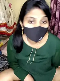 Reena_couple502 webcam model stream image