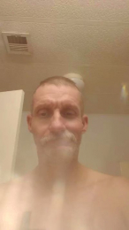 Bassman15s webcam model stream image