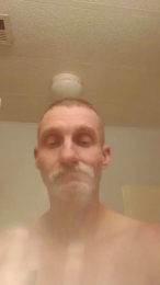 Bassman15s webcam model stream image