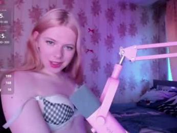 cutie_bambi_ webcam model stream image