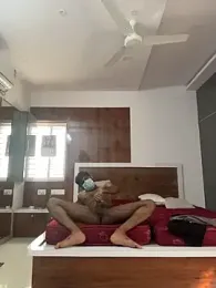 hotboy_hyd1 webcam model stream image