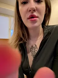 Cum_girlss webcam model stream image