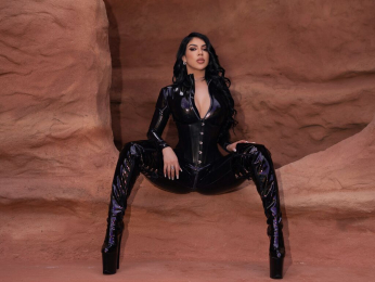 NicolleBennett webcam model stream image