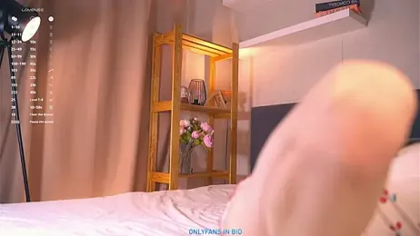 Miss_miracle webcam model stream image