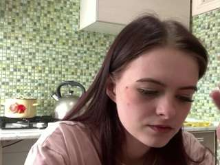 karolebelen webcam camsoda model stream image
