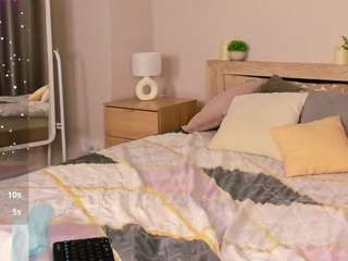 skye-taen webcam model stream image