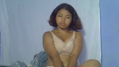 Emiehot webcam model stream image