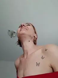 Aly-john1985 webcam stripchat model stream image