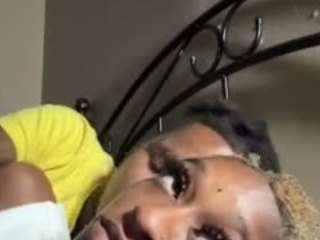 ivykeez webcam model stream image