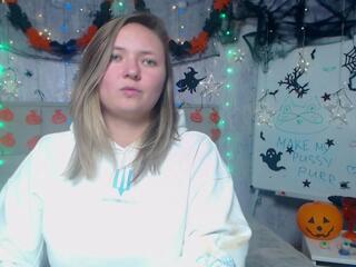 Sally Verda webcam model stream image