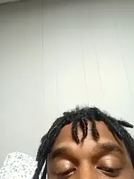 Longthickdick33 webcam model stream image