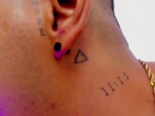 Maxi Hall webcam model stream image