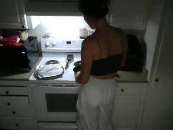 luh698171 webcam model stream image