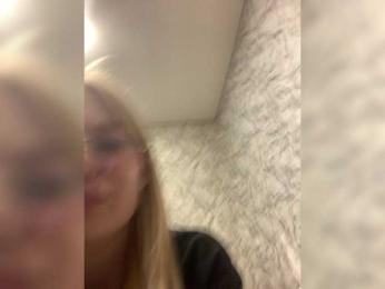 Alisabe webcam model stream image