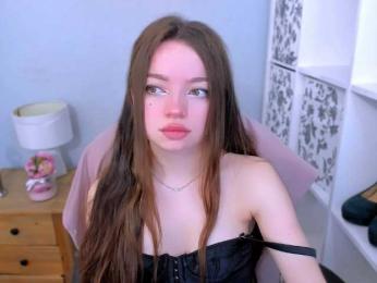 GraceLipsX webcam model stream image