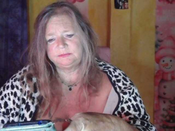 lady-vamp webcam model stream image